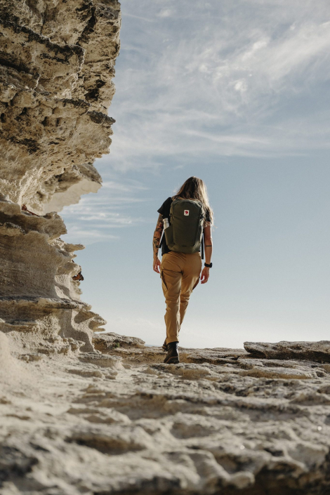 Mood_SS23_SilvanoZeiter_Corsica_1245_EXP_2028-02-01