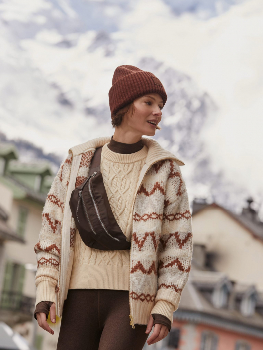 Varley-Chamonix-Gibson-2024-02