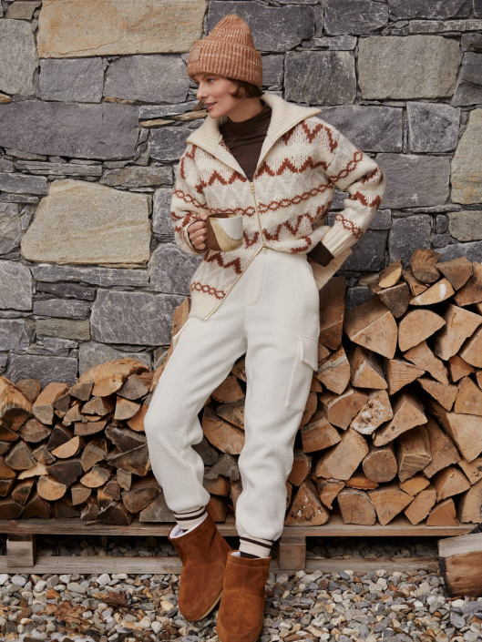 Varley-Chamonix-Gibson-2024-04