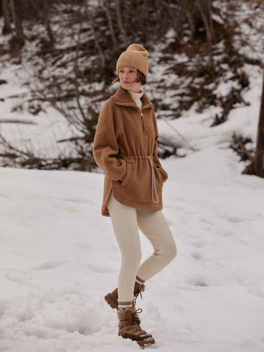 Varley-Chamonix-Gibson-2024-06