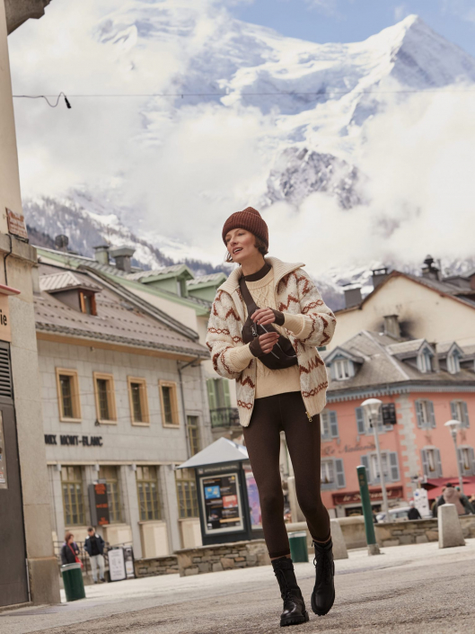 Varley-Chamonix-Gibson-2024-11