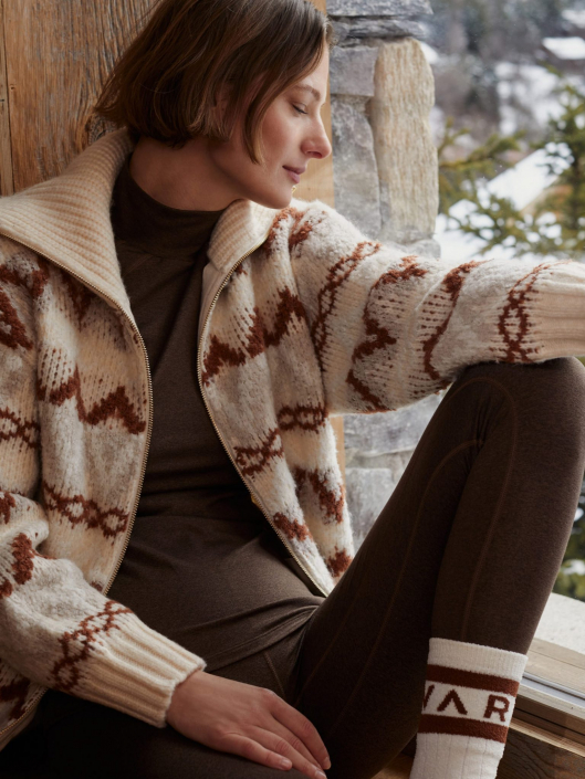 Varley-Chamonix-Gibson-2024-16